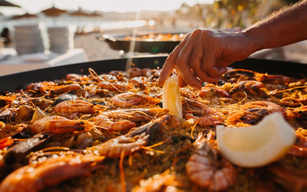 Spanish-Paella-Catering-Services